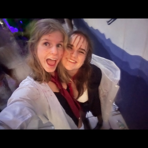 Meet your Posher, Knz - Picture 1 of 1